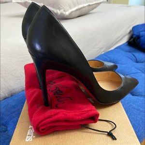 Christian Louboutin pigalle, black heels! Sooo cute!